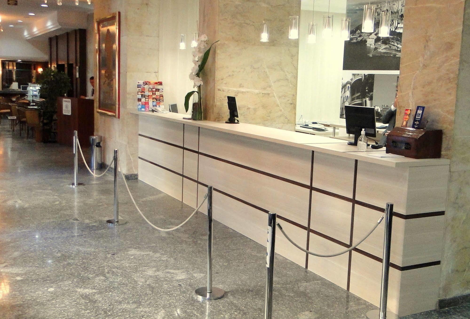City Hotel Πόρτο Αλέγκρε Εξωτερικό φωτογραφία